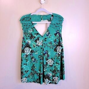 NWT Daniel Rainn Sleeveless V-Neck Open Back Top Blouse Size 2X